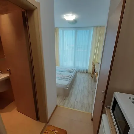 Apartament In Black Sea Star Complex