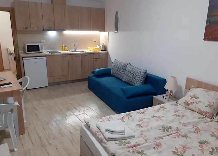 In Black Sea Star Complex Apartman
