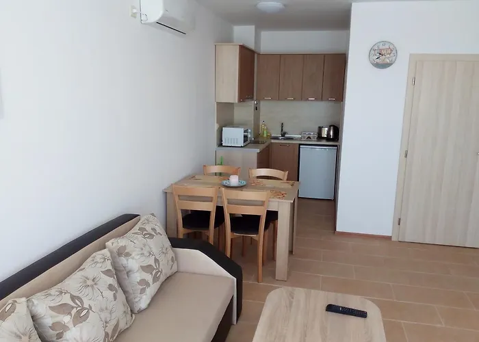 In Black Sea Star Complex Apartman