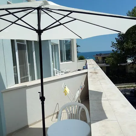 In Black Sea Star Complex Apartament *