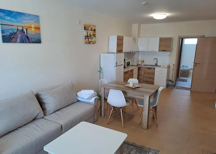 In Black Sea Star Complex Apartman *