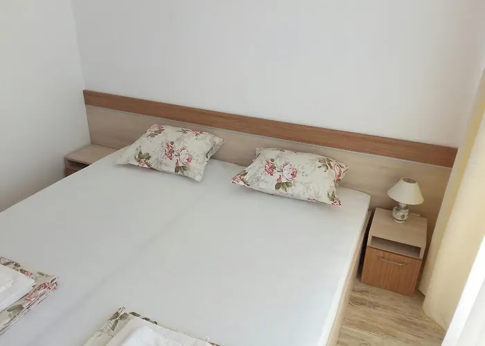 In Black Sea Star Complex Apartman